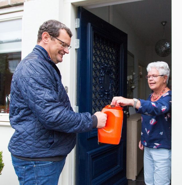 Collecteren voor de Leprastichting