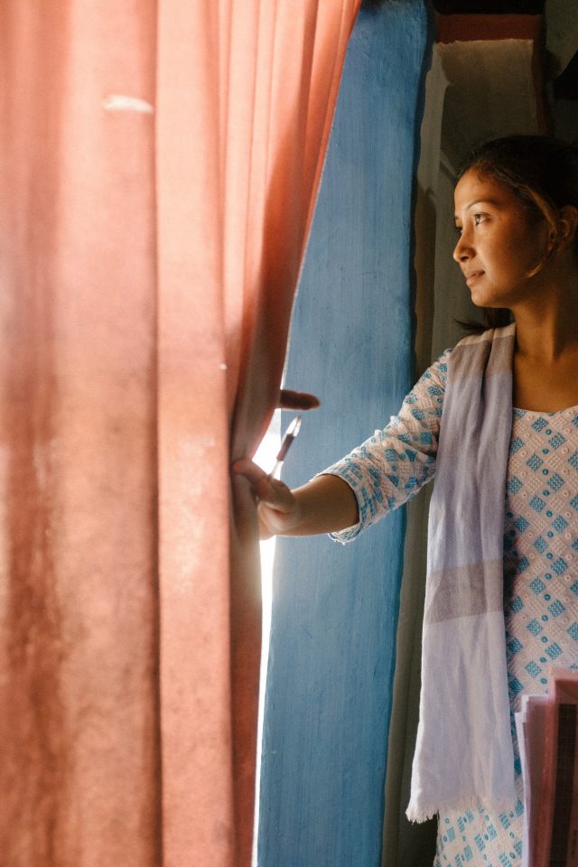 LPEP coordinator Srijana Adhikari in het veld