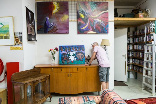 Tweedehands spullen in de leprawinkel